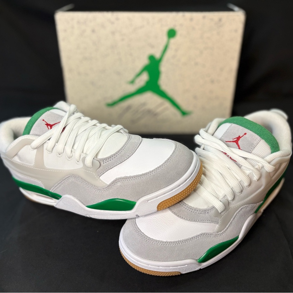 Jordan 4RM “White / Pine Green / Grey / Gum”